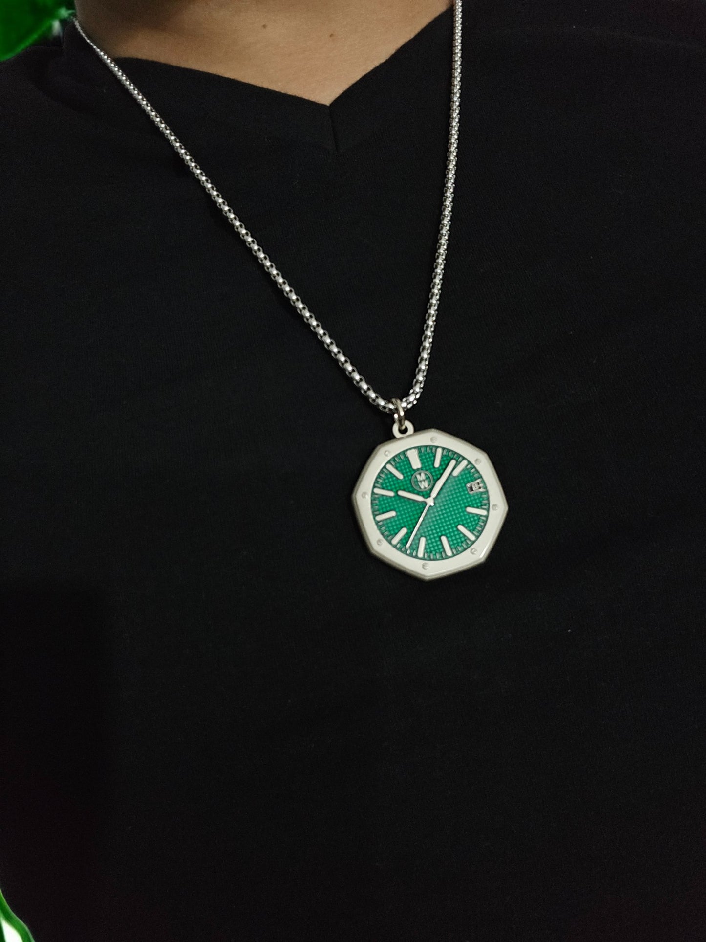 New Watch Design Necklace Pendant ROYALGREEN In Original Watchmedals Box