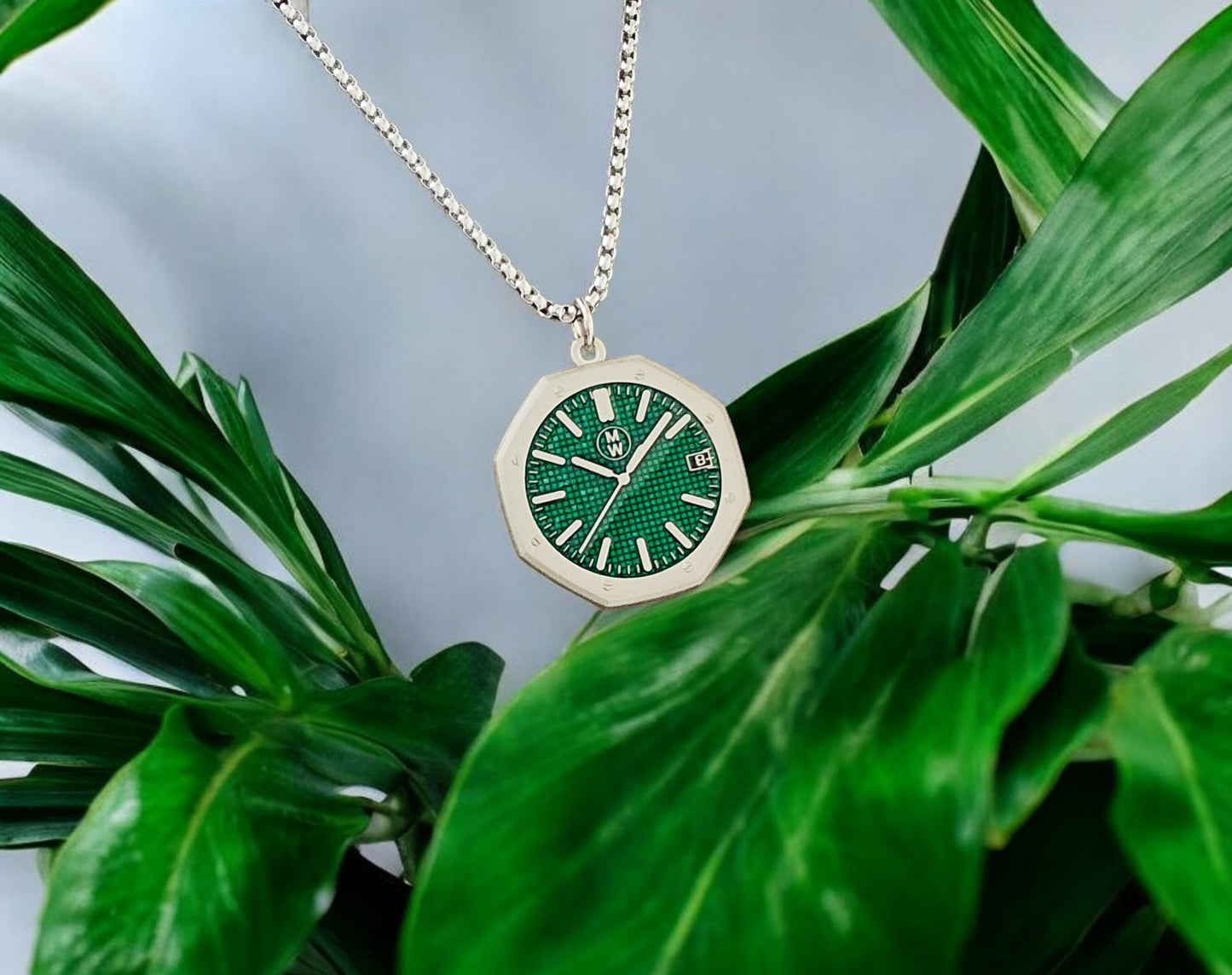 New Watch Design Necklace Pendant ROYALGREEN In Original Watchmedals Box