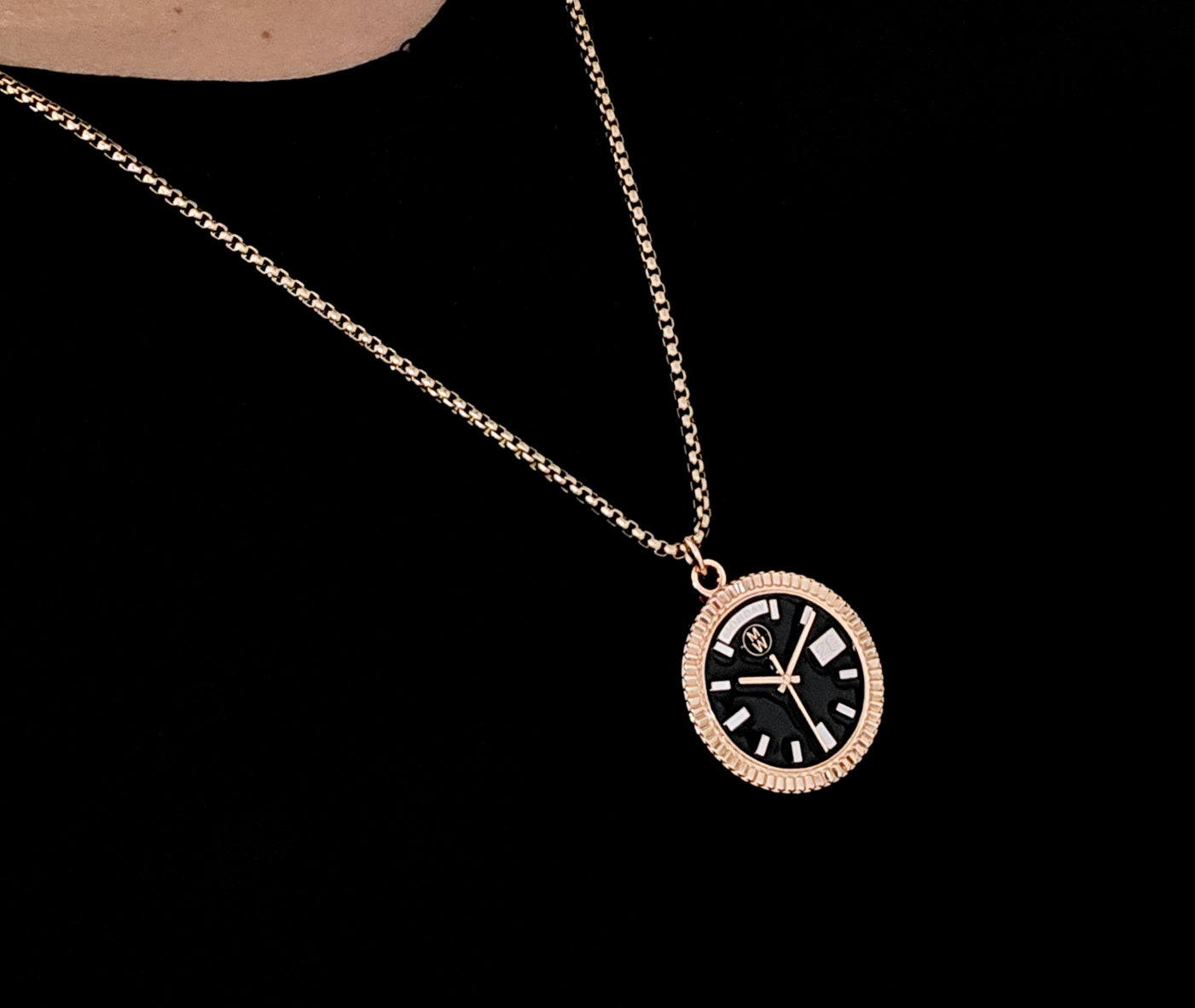 New Collection! Watchmedals PRESIDENTIAL Series Medal Necklace - Rose Gold & Black