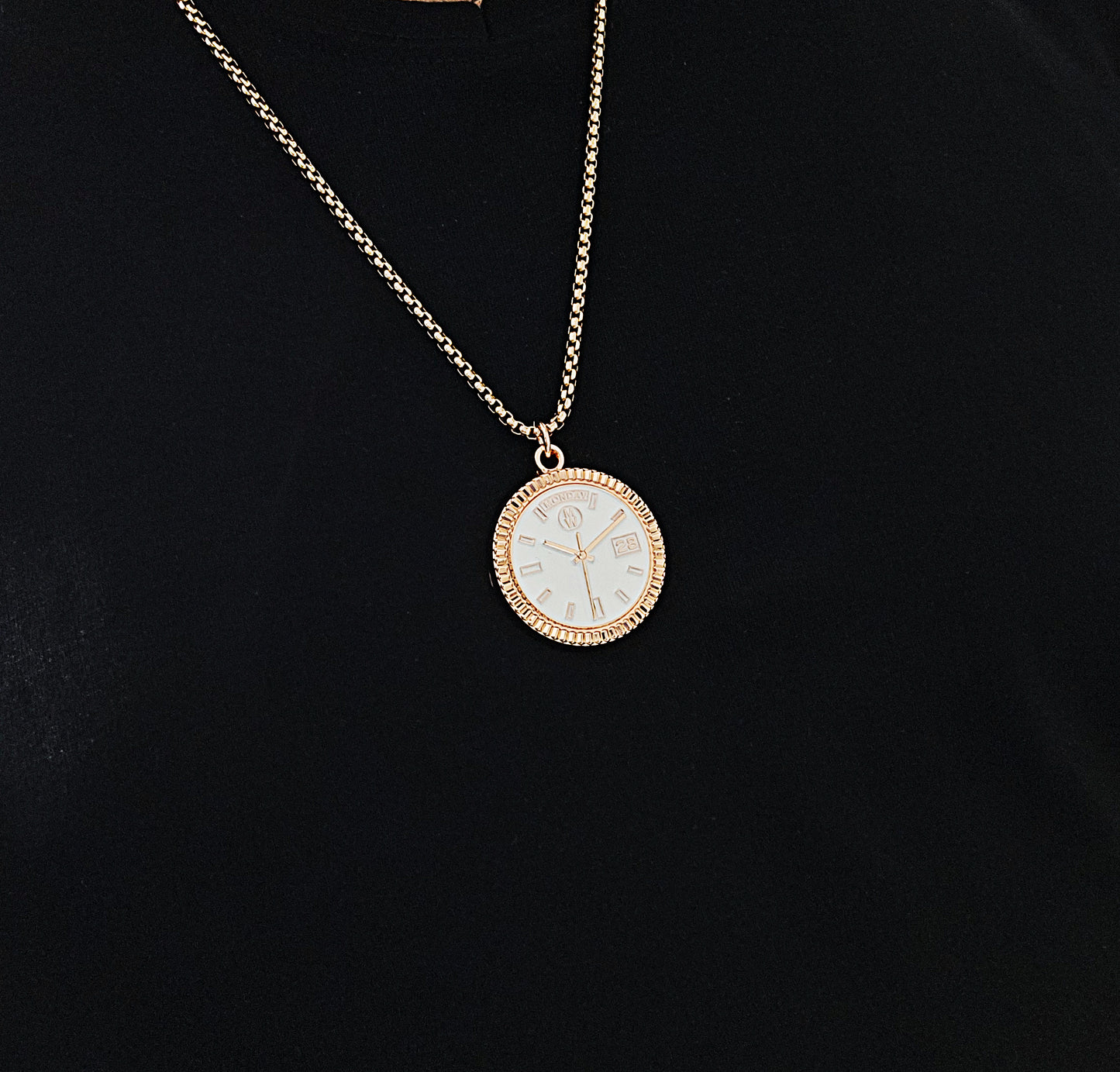 New Collection! Watchmedals PRESIDENTIAL Series Medal Necklace - Rose Gold & White