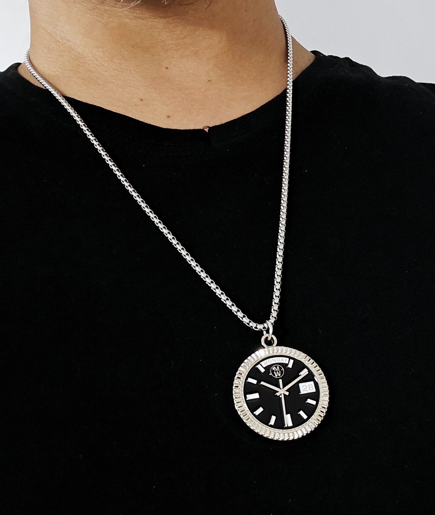 New Collection! Watchmedals PRESIDENTIAL Series Medal Necklace - Silver & Black