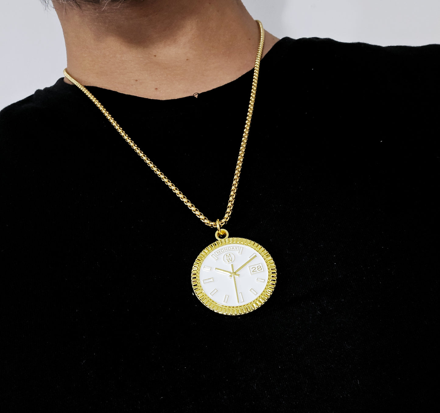 New Collection! Watchmedals PRESIDENTIAL Series Medal Necklace - Yellow Gold & White