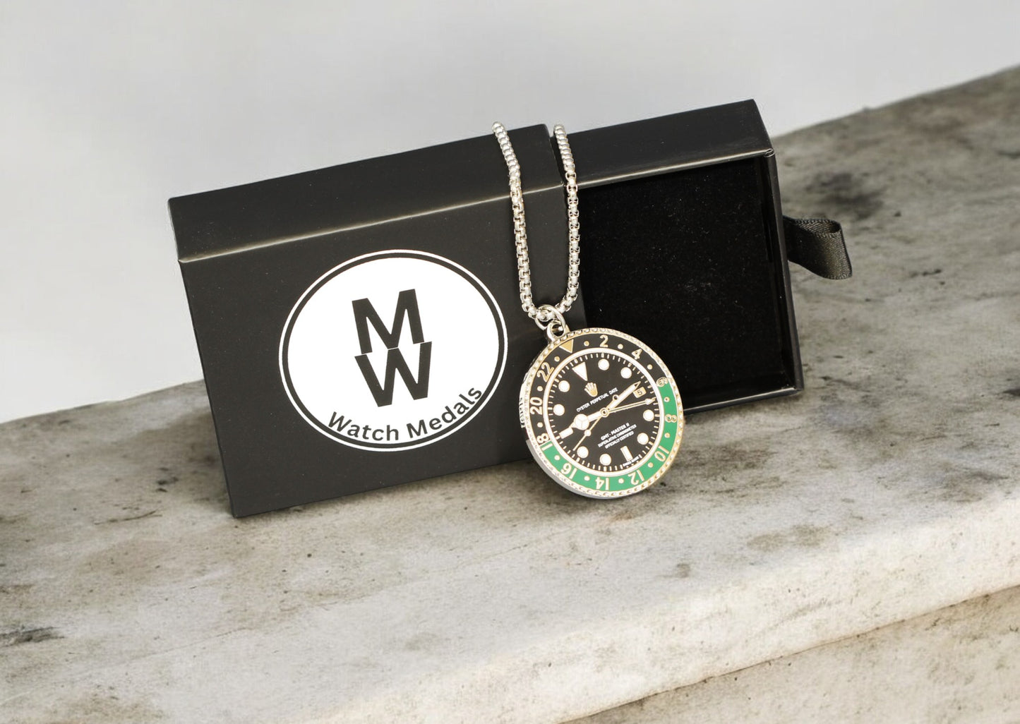 Watchmedals "GREENMASTER" Necklace - Men's Watch Collectors Luxury Gift