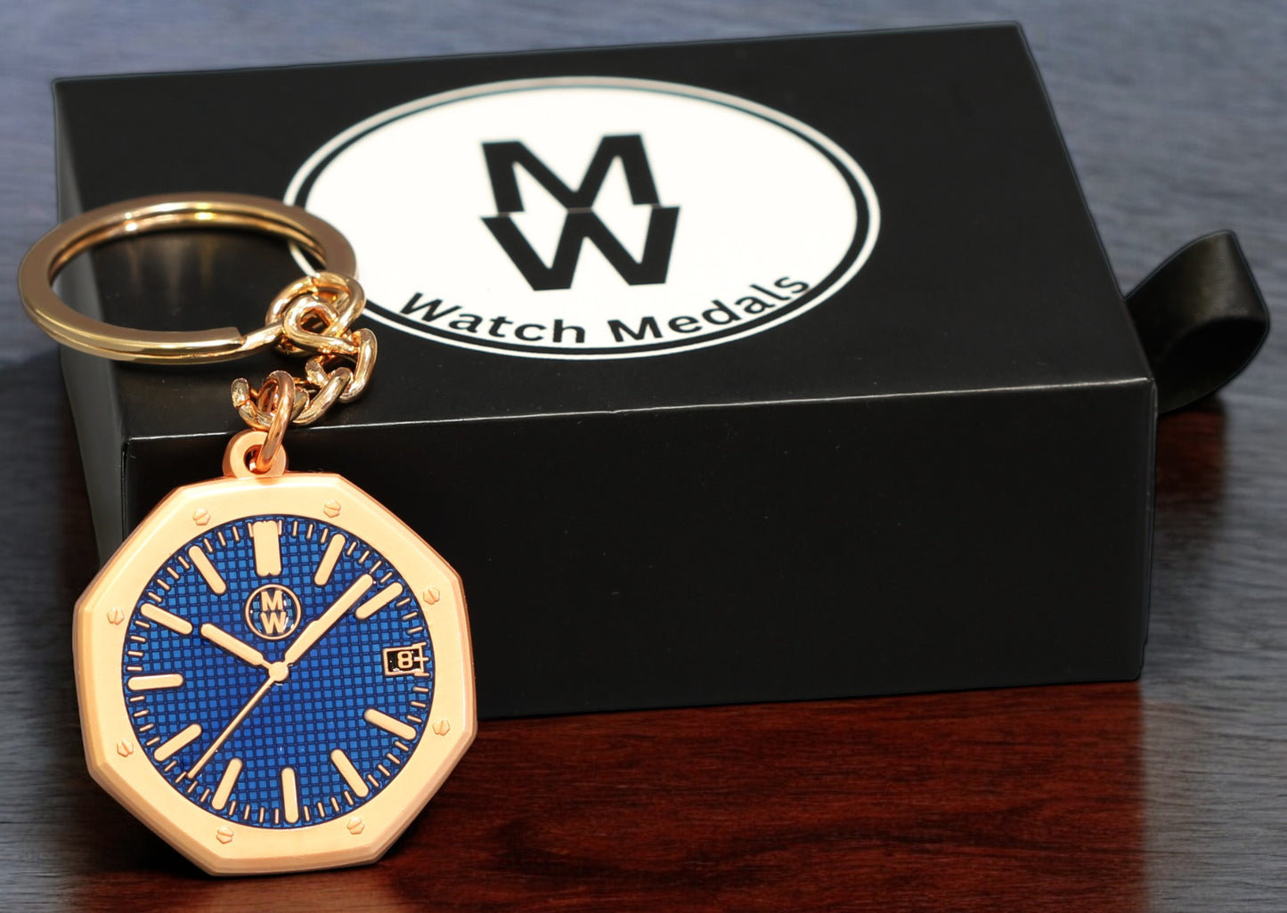 Watchmedals Official "ROSEROYALGREEN" Men's Luxury Watch Design Keychain New In Original Box