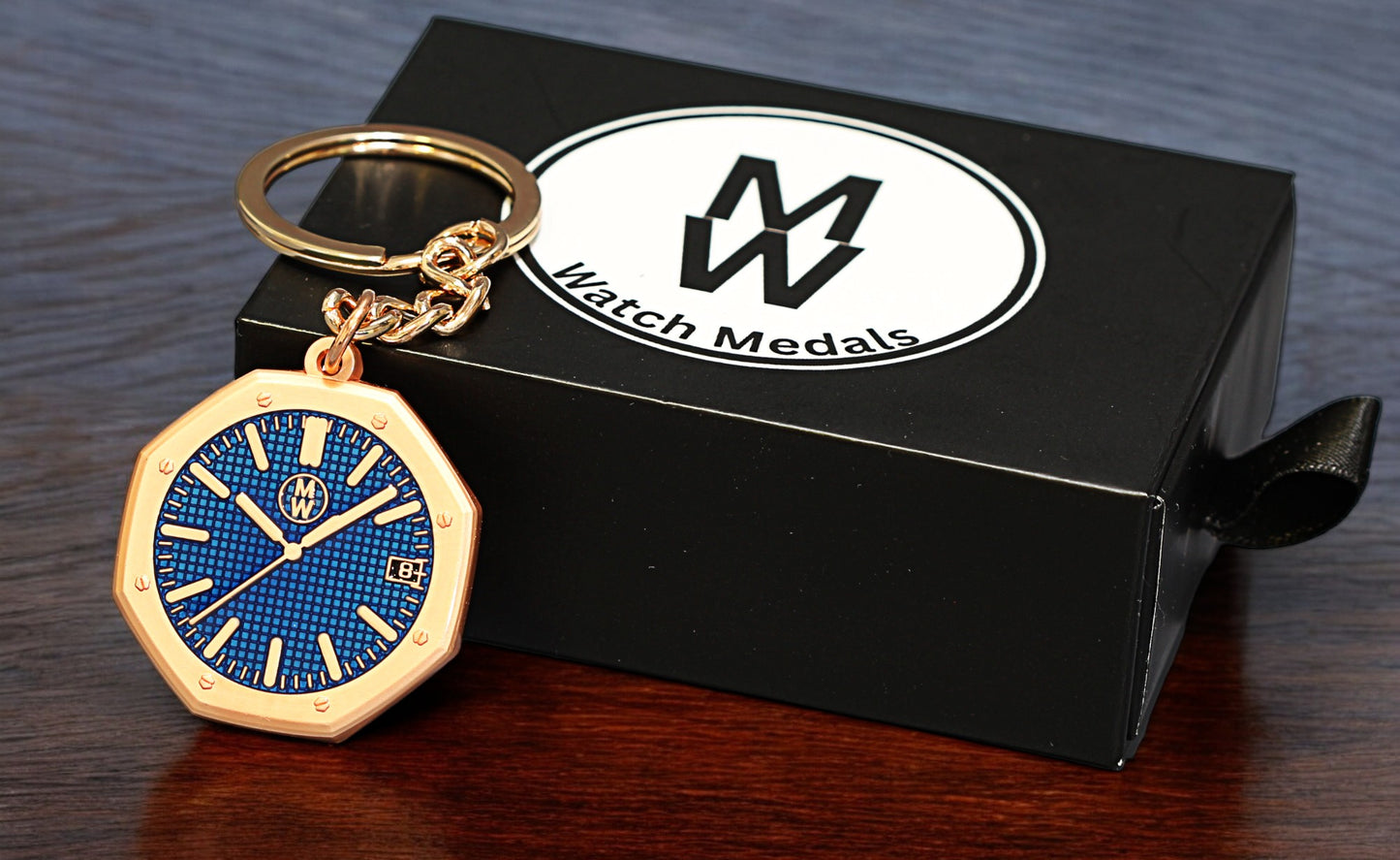 Watchmedals Official "ROSEROYALGREEN" Men's Luxury Watch Design Keychain New In Original Box