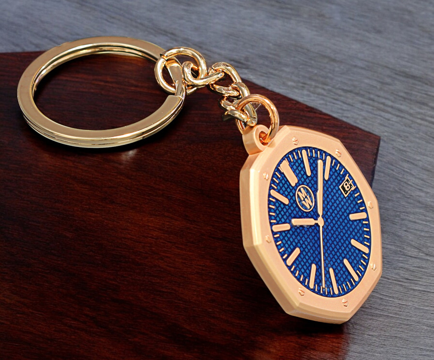 Watchmedals Official "ROSEROYALGREEN" Men's Luxury Watch Design Keychain New In Original Box