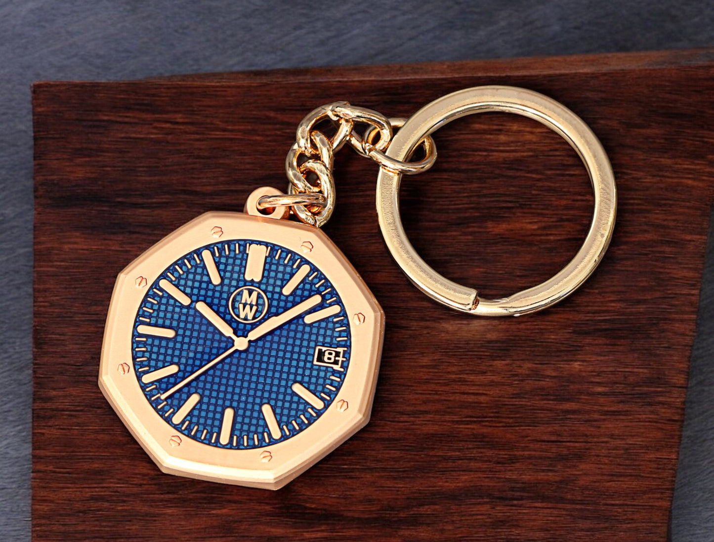 Watchmedals Official "ROSEROYALGREEN" Men's Luxury Watch Design Keychain New In Original Box