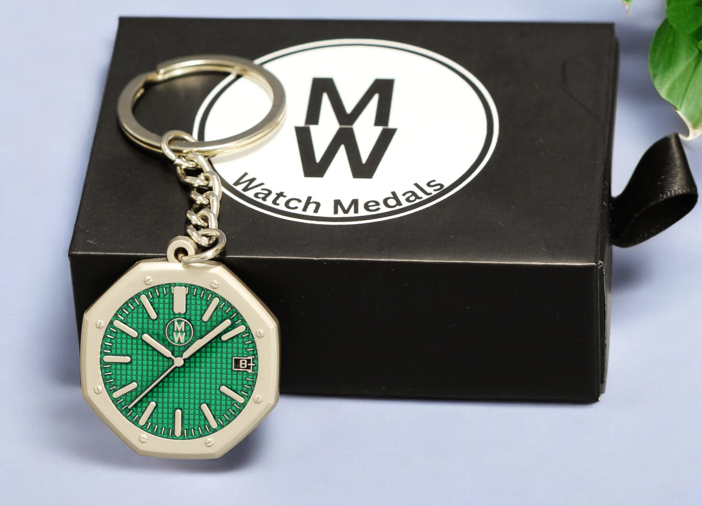 Watchmedals Official "ROYALGREEN" Men's Luxury Watch Design Keychain New In Original Box