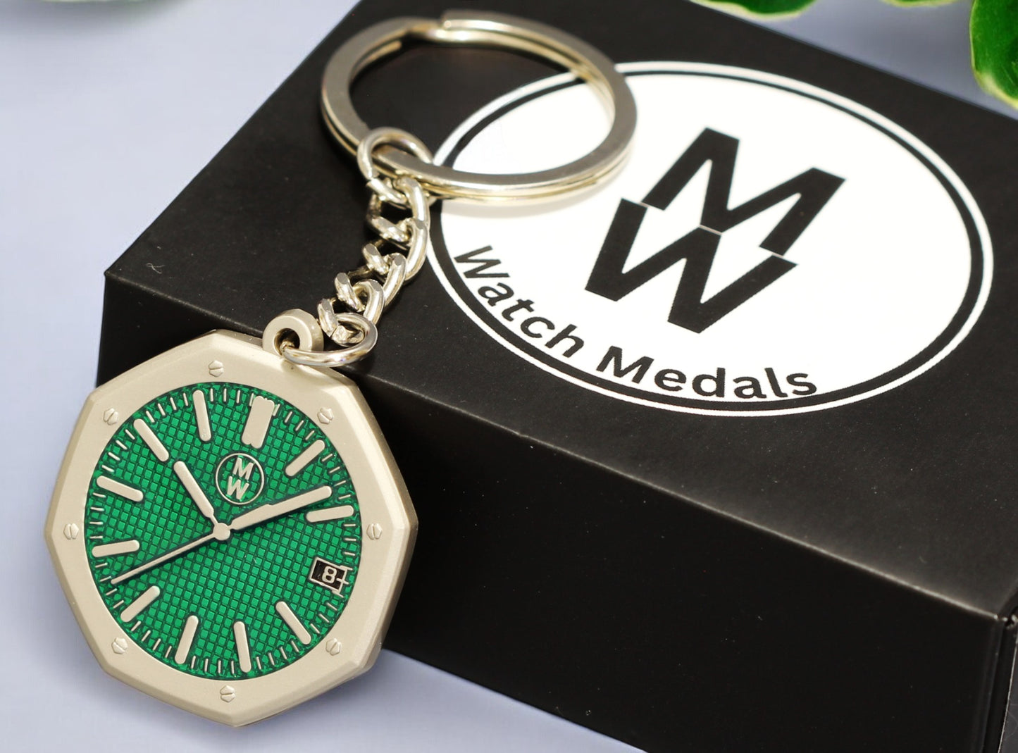 Watchmedals Official "ROYALGREEN" Men's Luxury Watch Design Keychain New In Original Box