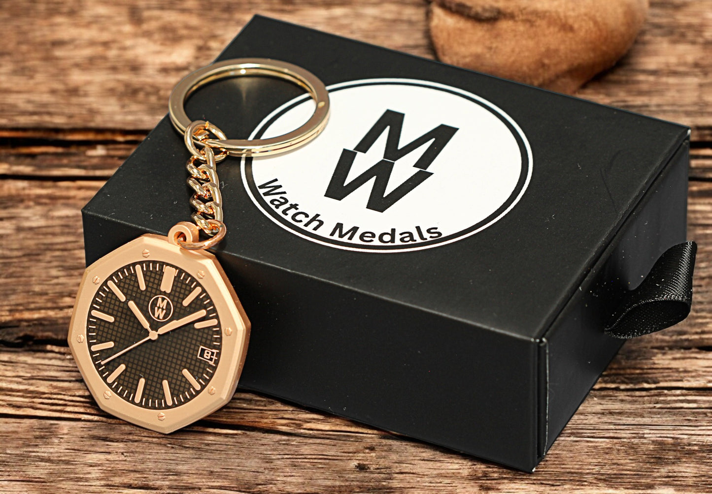 Watchmedals Official "ROSEROYALBLACK" Men's Luxury Watch Design Keychain New In Original Box