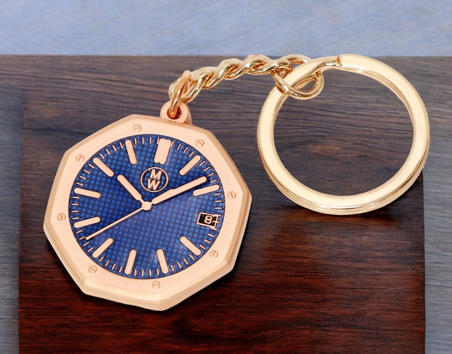 Watchmedals Official "ROSEROYALGREEN" Men's Luxury Watch Design Keychain New In Original Box