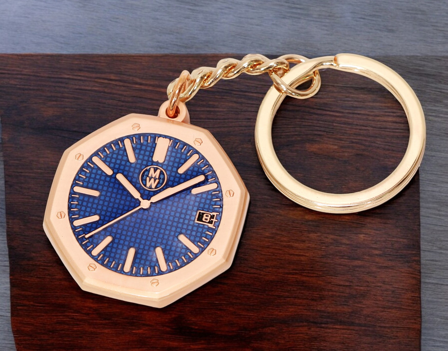 Watchmedals Official "ROSEROYALGREEN" Men's Luxury Watch Design Keychain New In Original Box