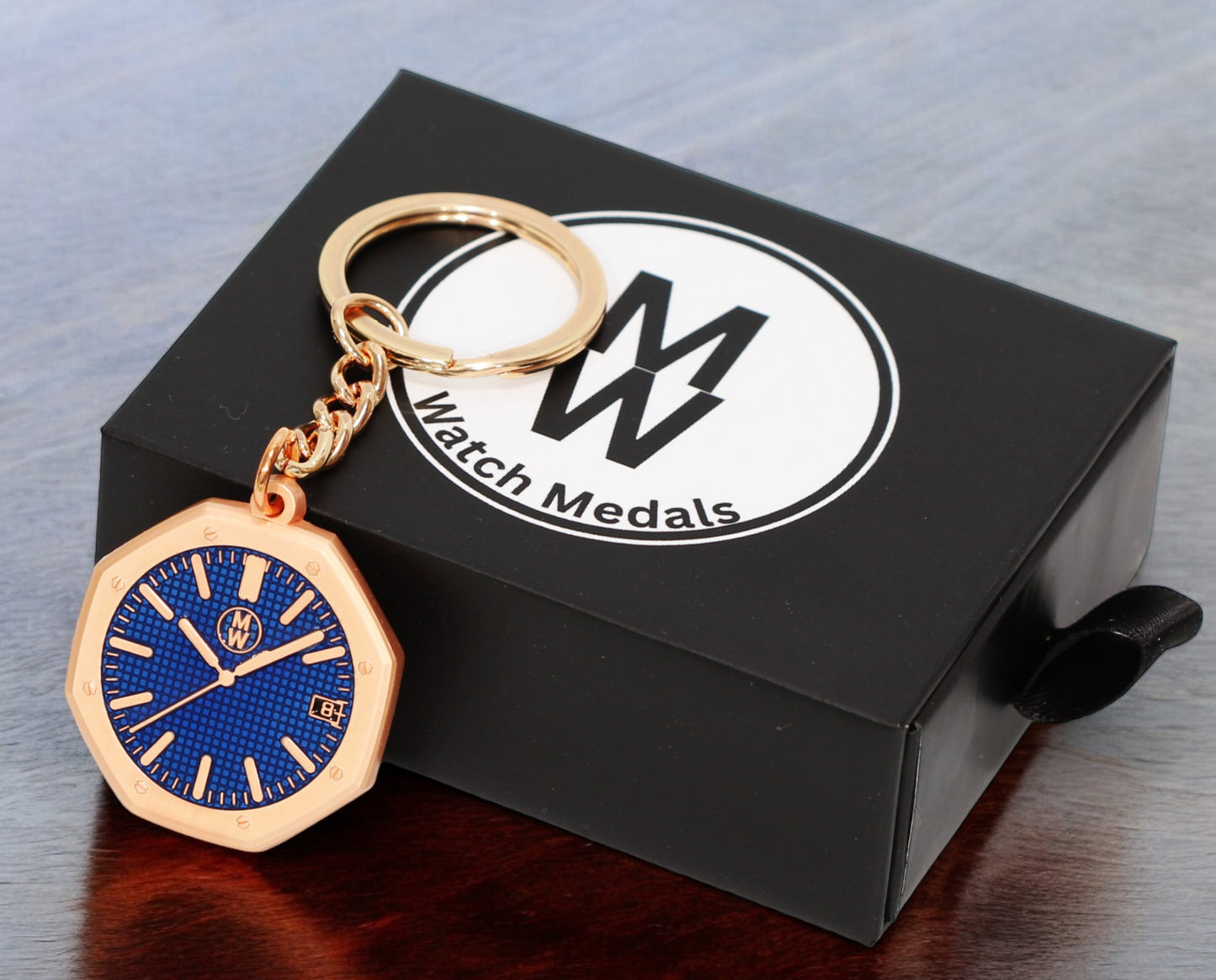 Watchmedals Official "ROSEROYALGREEN" Men's Luxury Watch Design Keychain New In Original Box