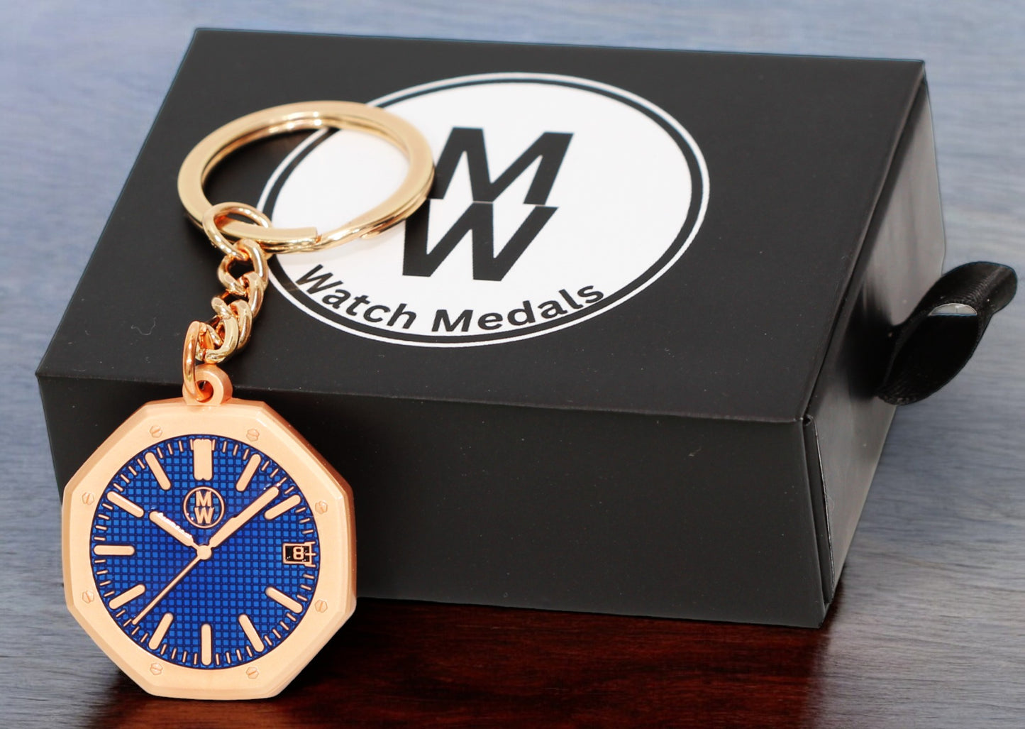 Watchmedals Official "ROSEROYALGREEN" Men's Luxury Watch Design Keychain New In Original Box