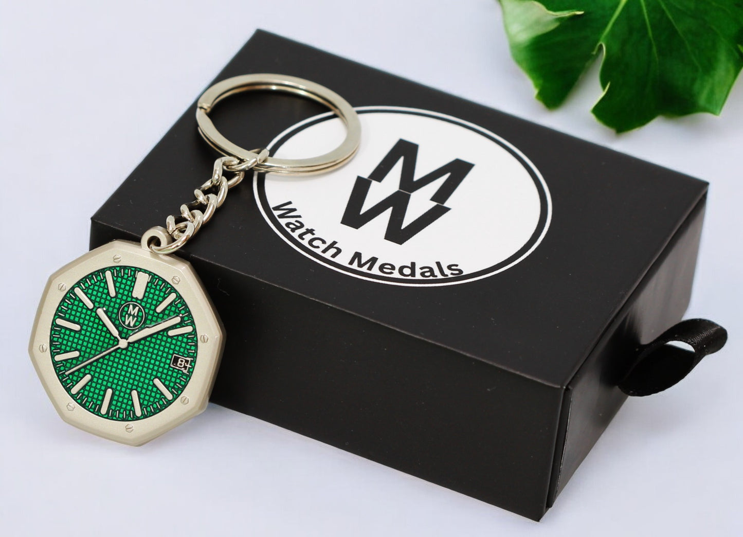 Watchmedals Official "ROYALGREEN" Men's Luxury Watch Design Keychain New In Original Box