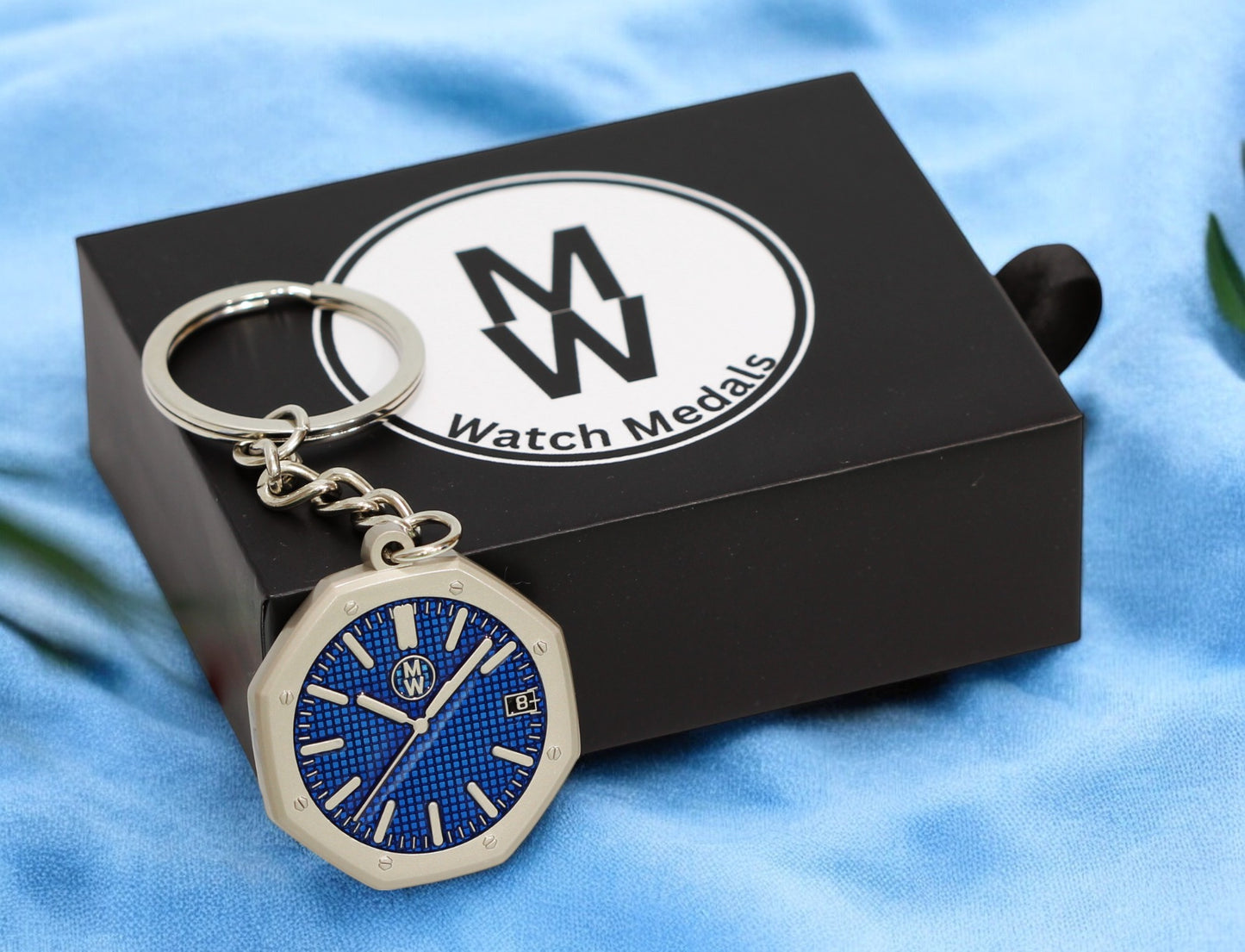 Watchmedals Official "ROYALBLUE" Men's Luxury Watch Design Keychain New In Original Box