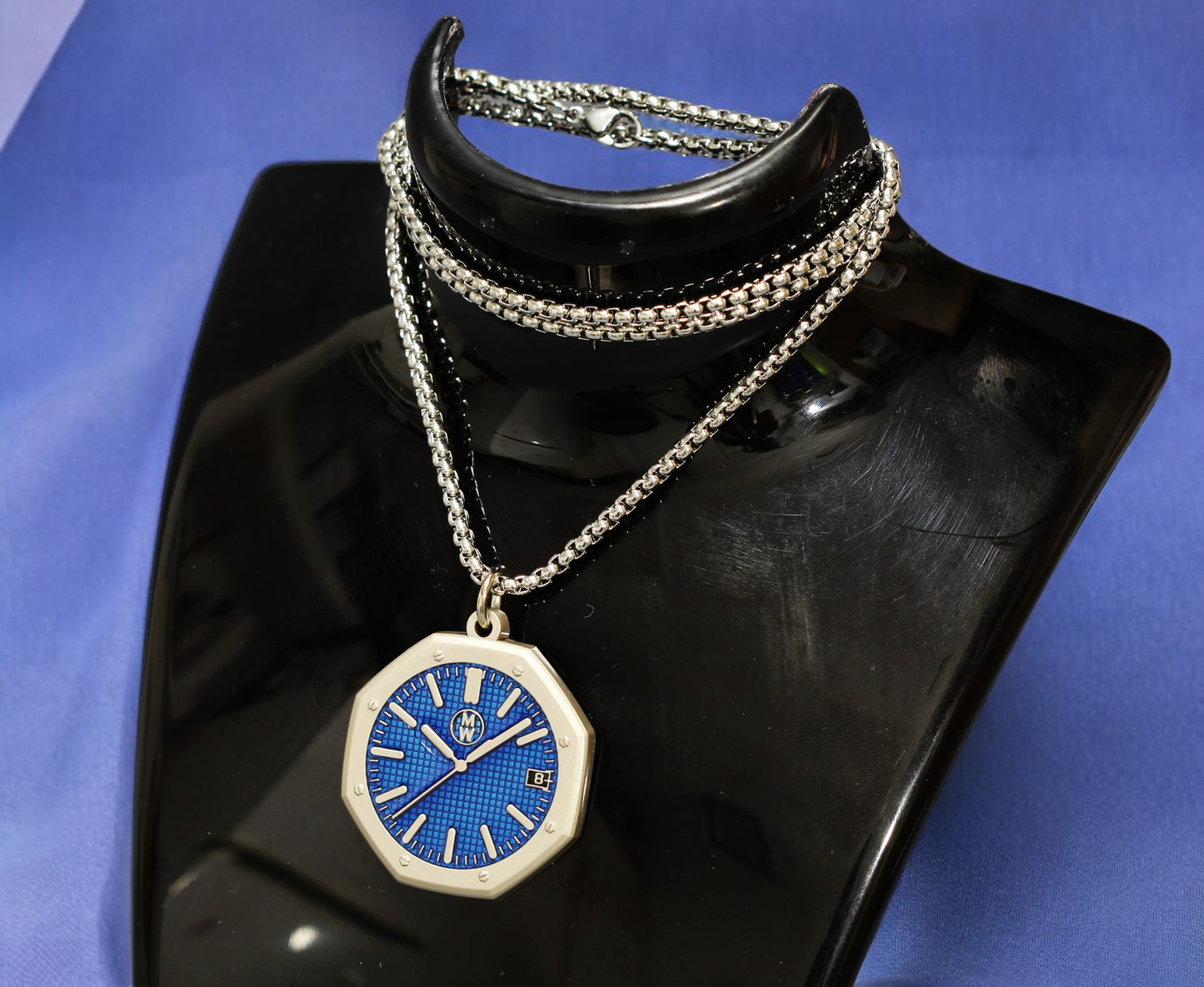 New Watch Design Necklace Pendant ROYALBLUE In Original Watchmedals Box