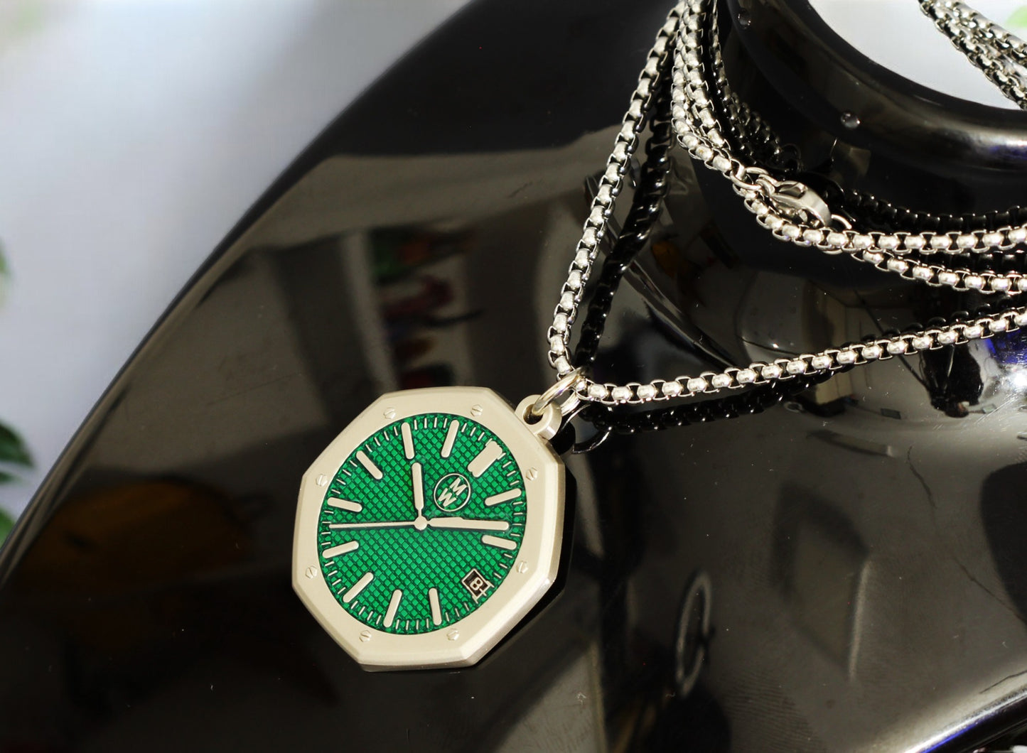 New Watch Design Necklace Pendant ROYALGREEN In Original Watchmedals Box