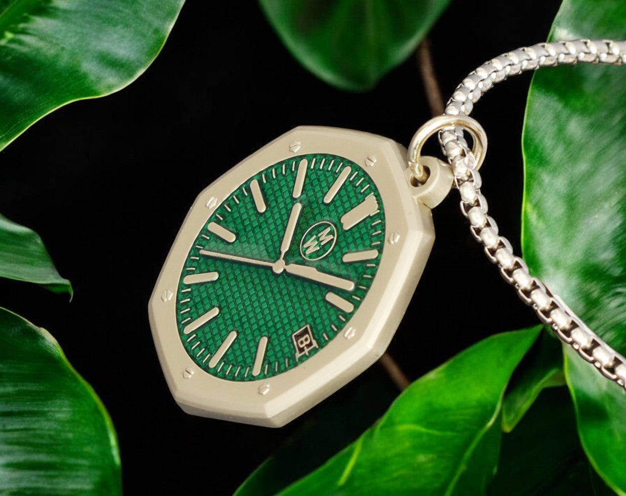 New Watch Design Necklace Pendant ROYALGREEN In Original Watchmedals Box