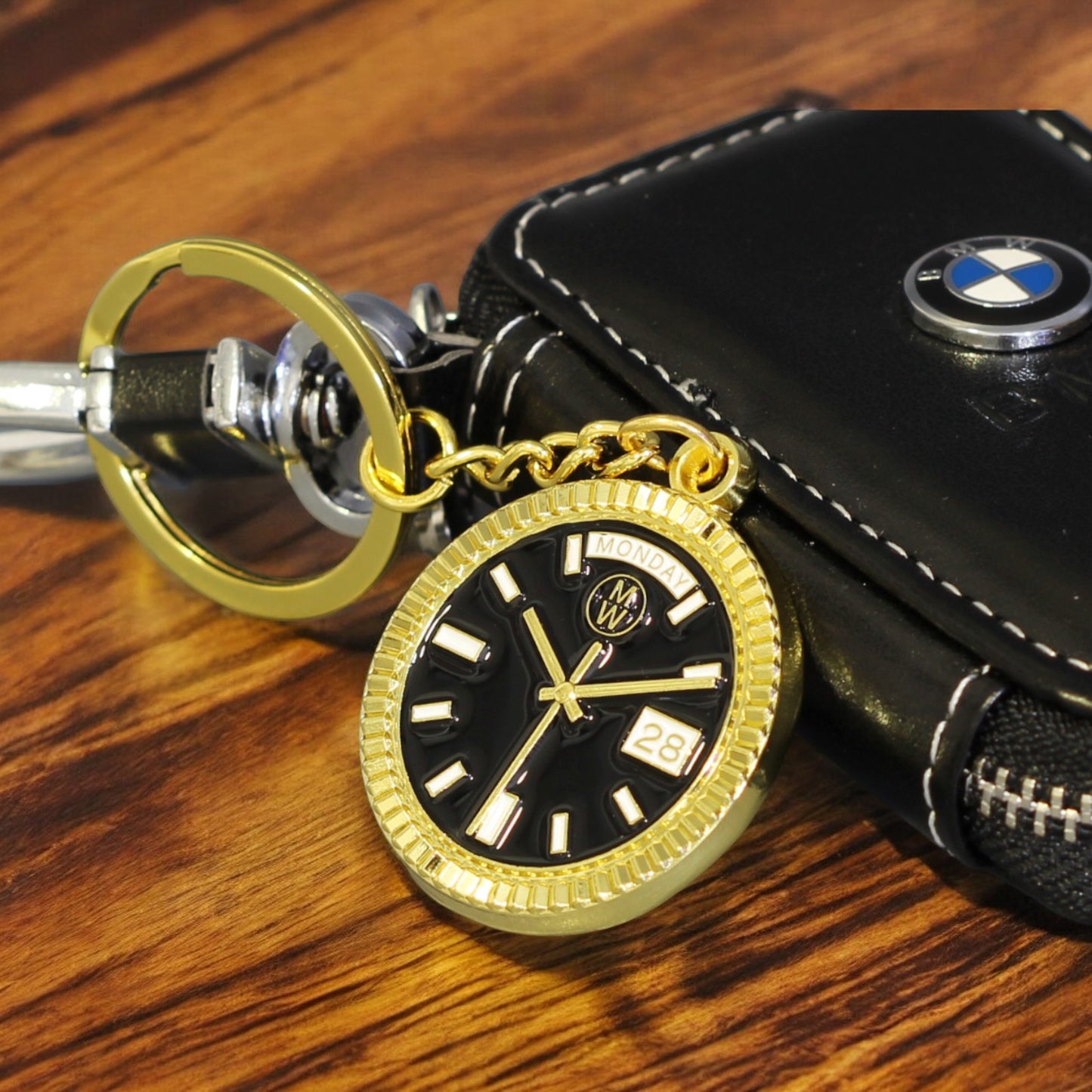 New Collection! Watchmedals PRESIDENTIAL Series Keychain BLACK & GOLD