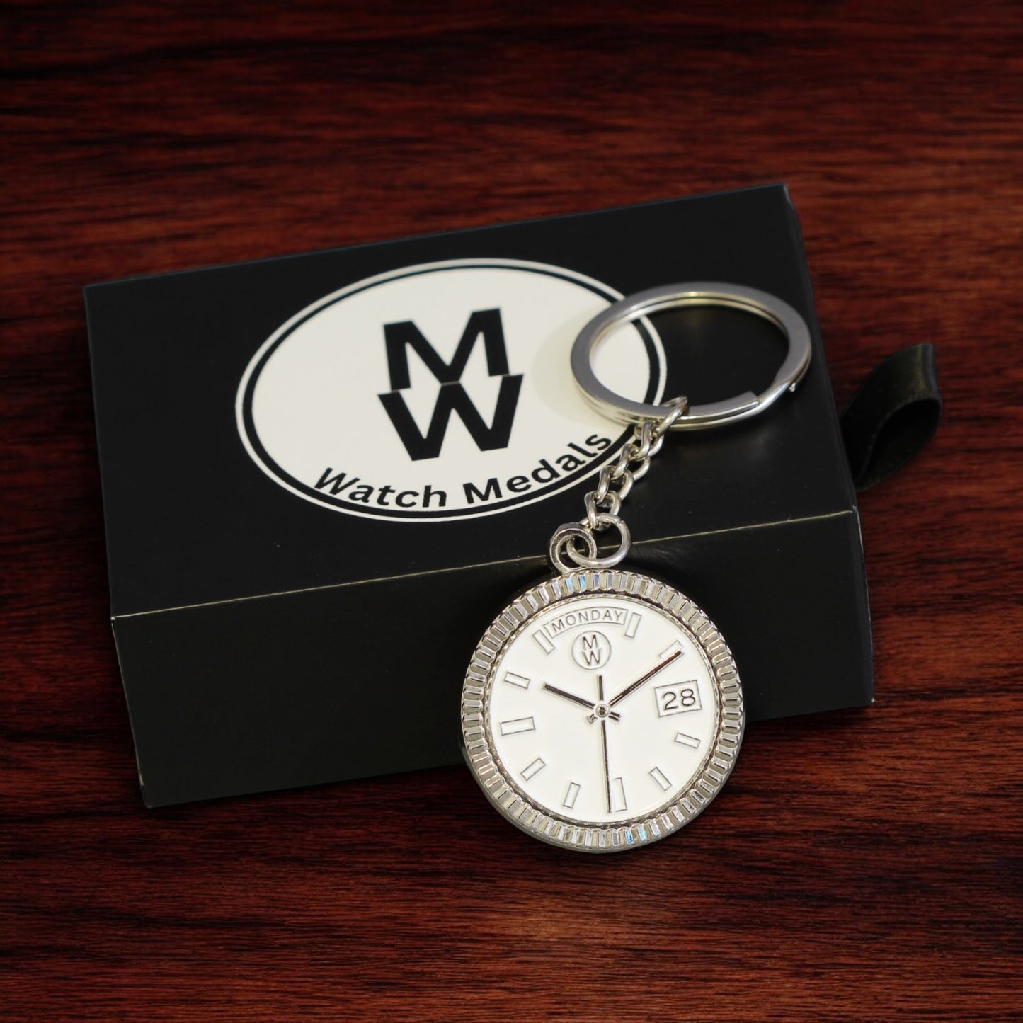 New Collection! Watchmedals PRESIDENTIAL Series Keychain SILVER & BLACK