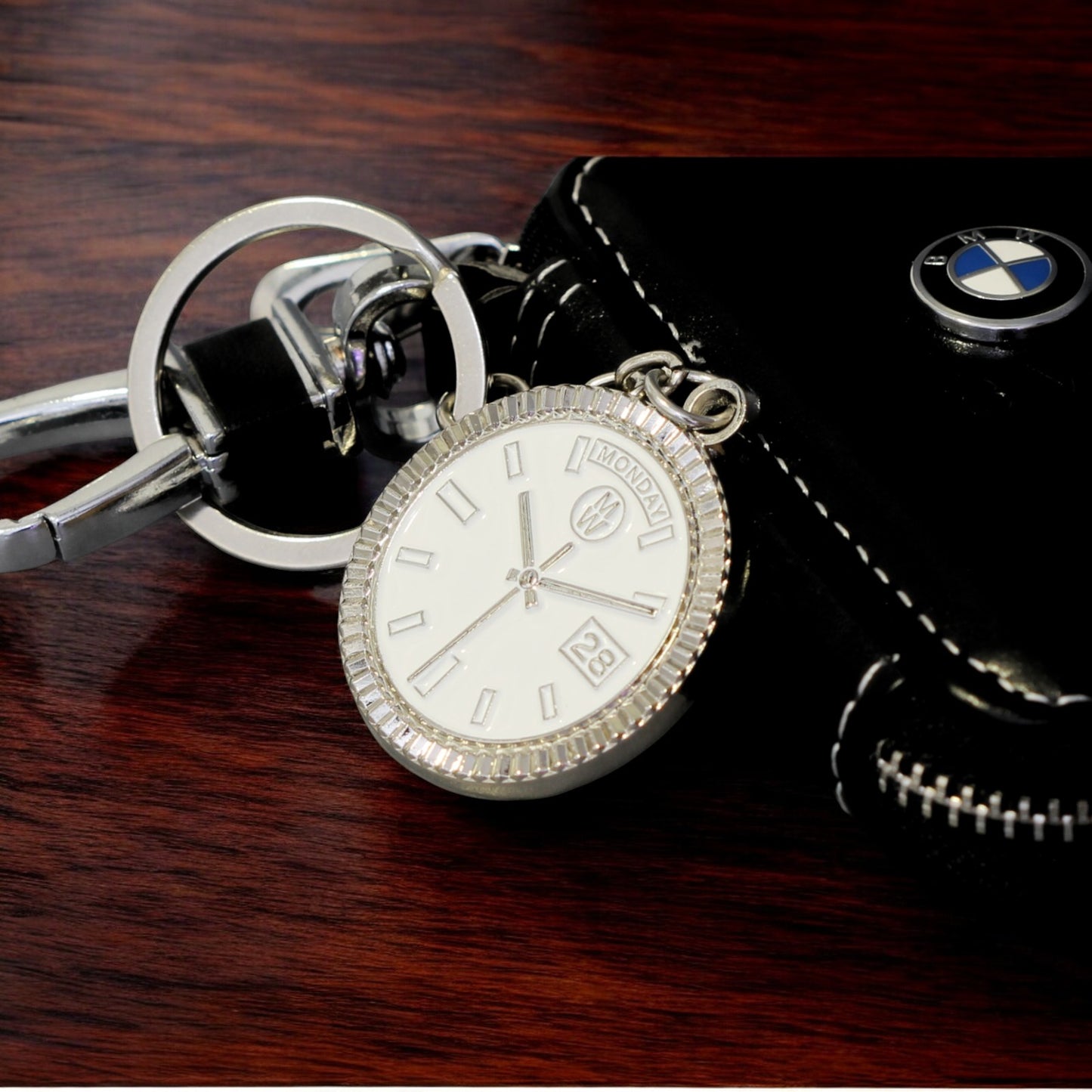 New Collection! Watchmedals PRESIDENTIAL Series Keychain SILVER & BLACK