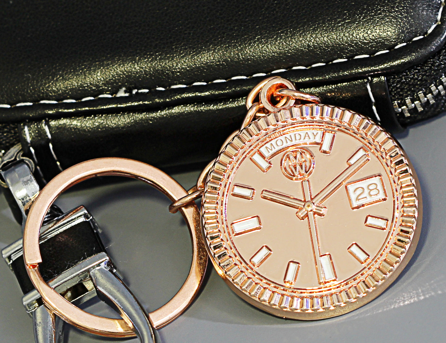 New Collection! Watchmedals PRESIDENTIAL Series Keychain - Rose Gold