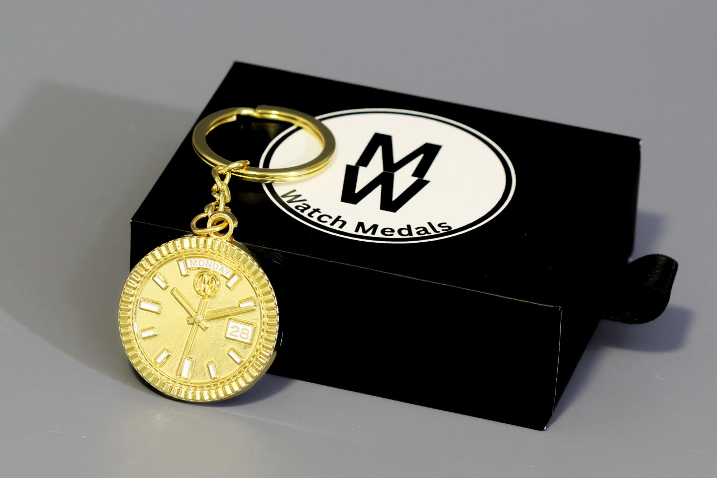 New Collection! Watchmedals PRESIDENTIAL Series Keychain - Yellow Gold