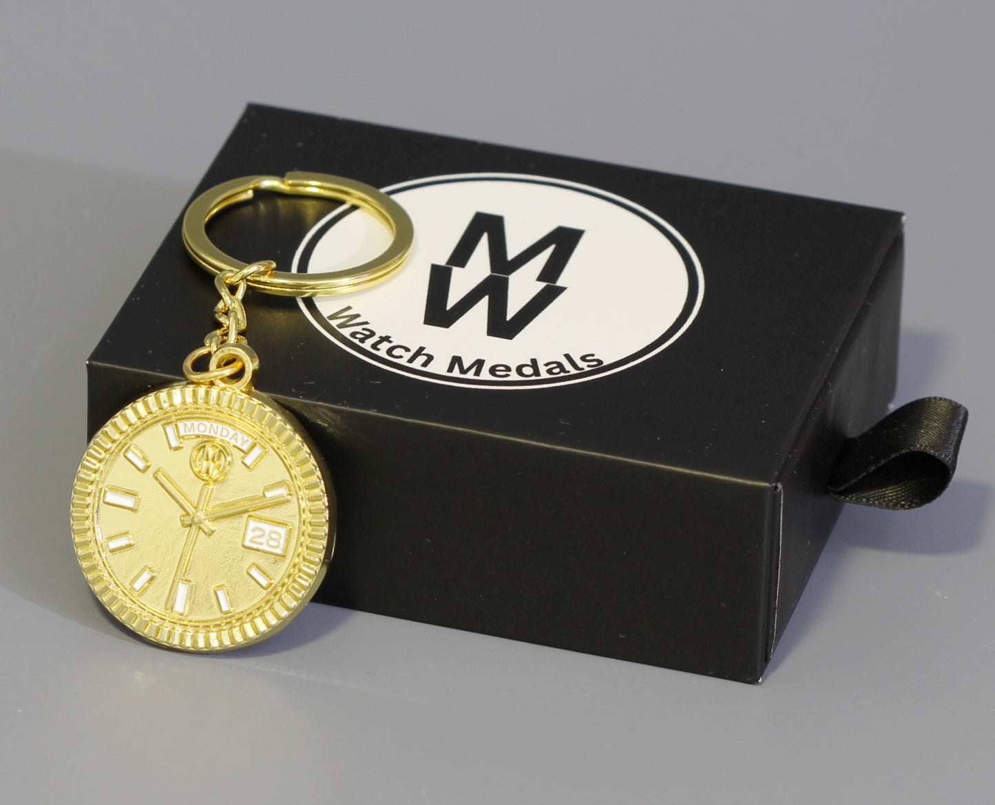 New Collection! Watchmedals PRESIDENTIAL Series Keychain - Yellow Gold