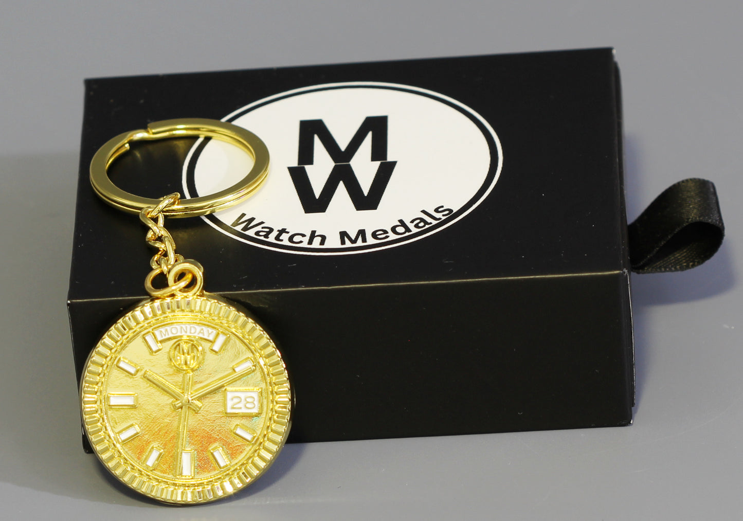 New Collection! Watchmedals PRESIDENTIAL Series Keychain - Yellow Gold