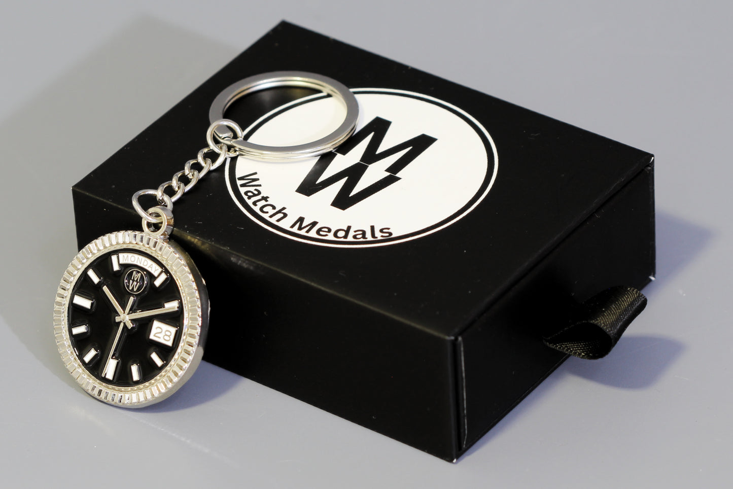 New Collection! Watchmedals PRESIDENTIAL Series Keychain - Silver & Black