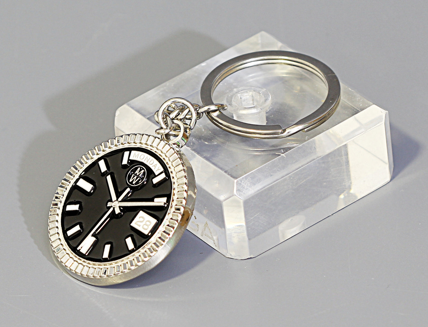 New Collection! Watchmedals PRESIDENTIAL Series Keychain - Silver & Black