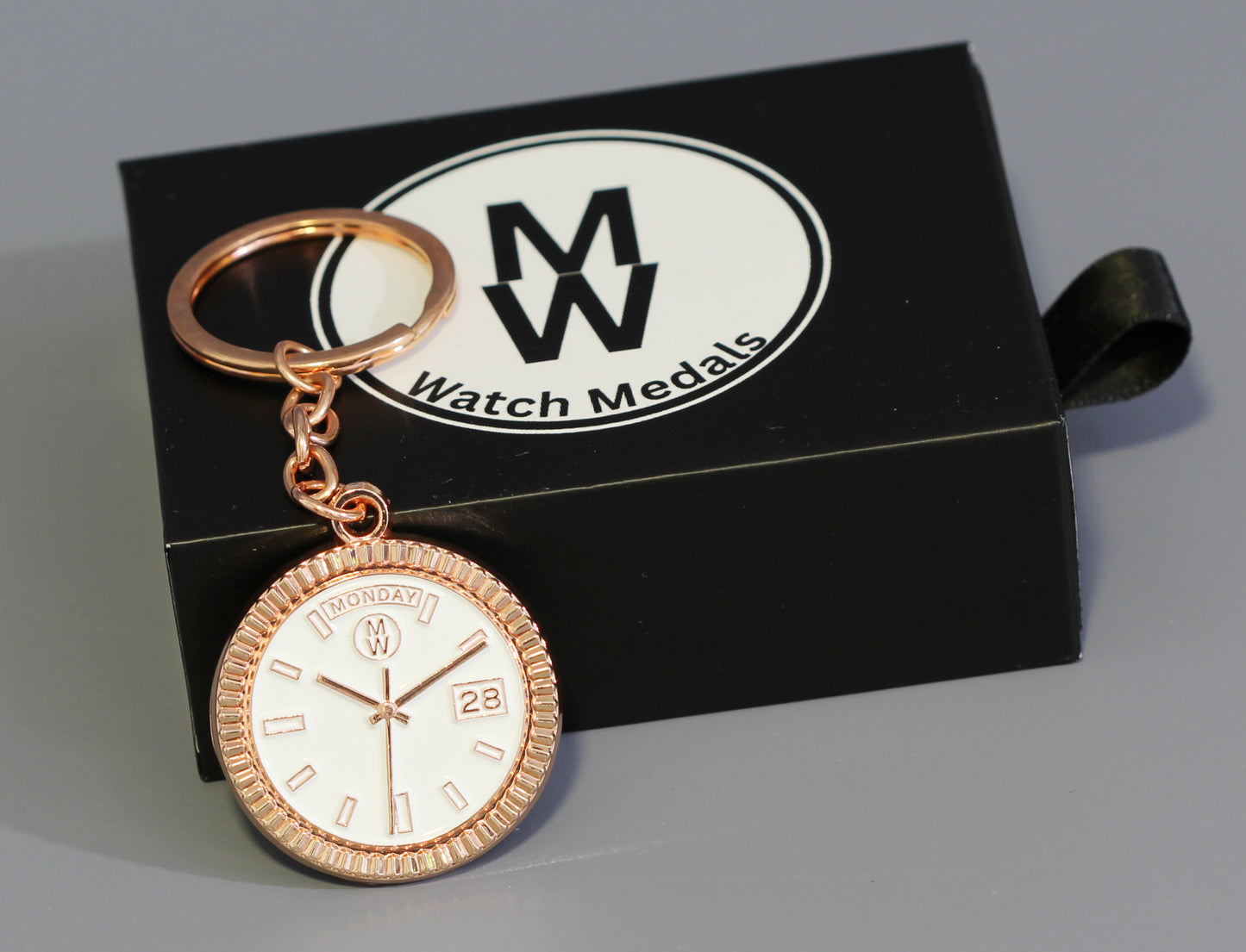 New Collection! Watchmedals PRESIDENTIAL Series Keychain - Rose Gold & White