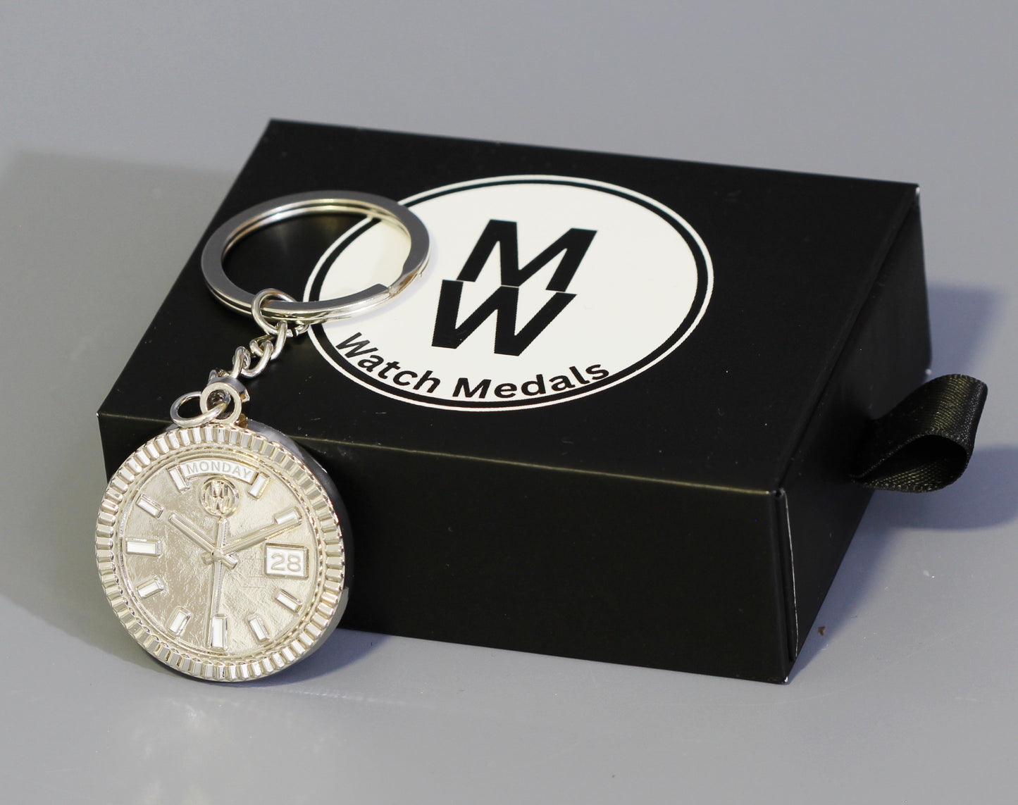 New Collection! Watchmedals PRESIDENTIAL Series Keychain - Silver