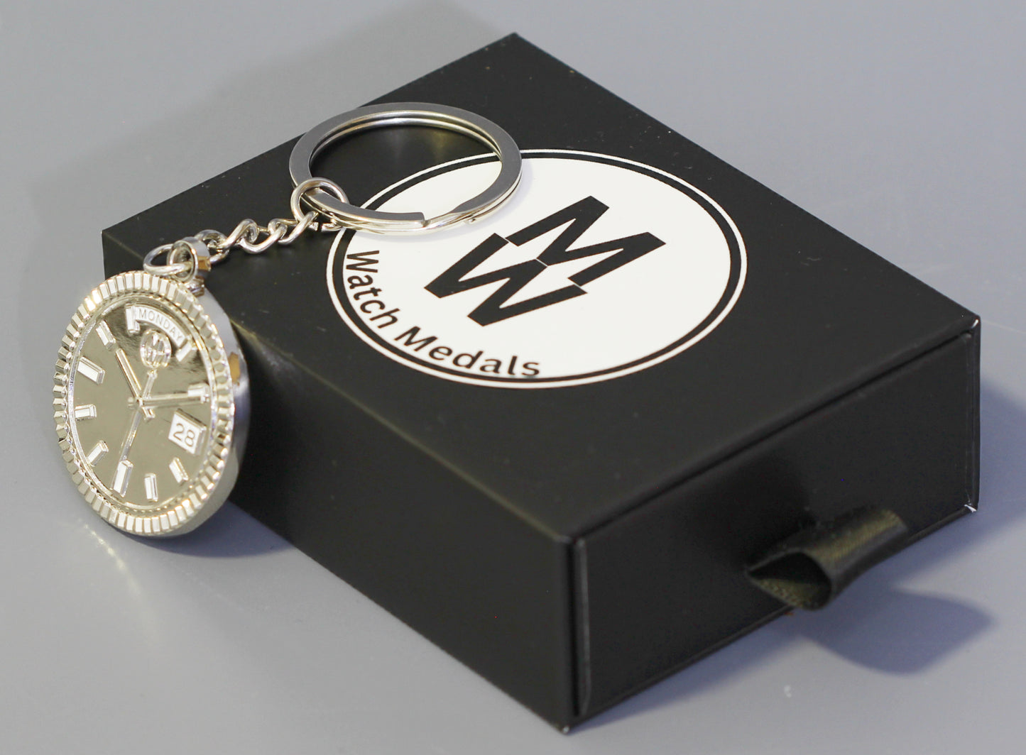 New Collection! Watchmedals PRESIDENTIAL Series Keychain - Silver