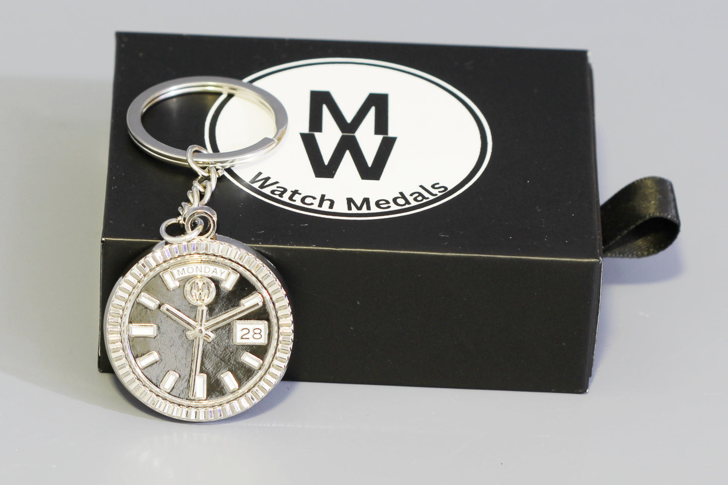 New Collection! Watchmedals PRESIDENTIAL Series Keychain - Silver