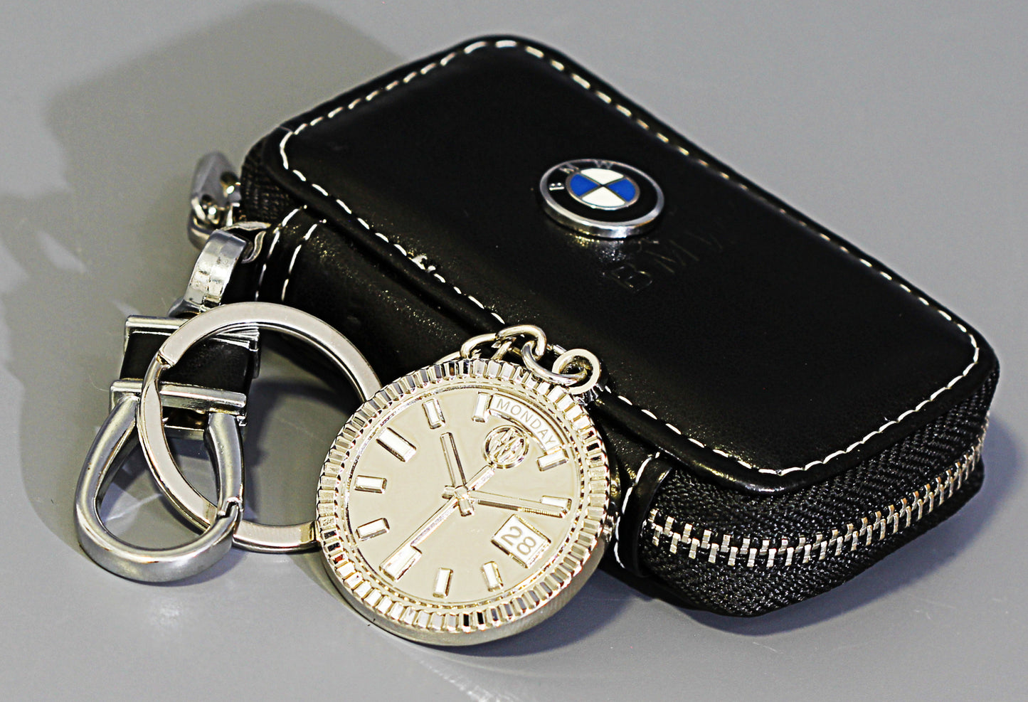 New Collection! Watchmedals PRESIDENTIAL Series Keychain - Silver