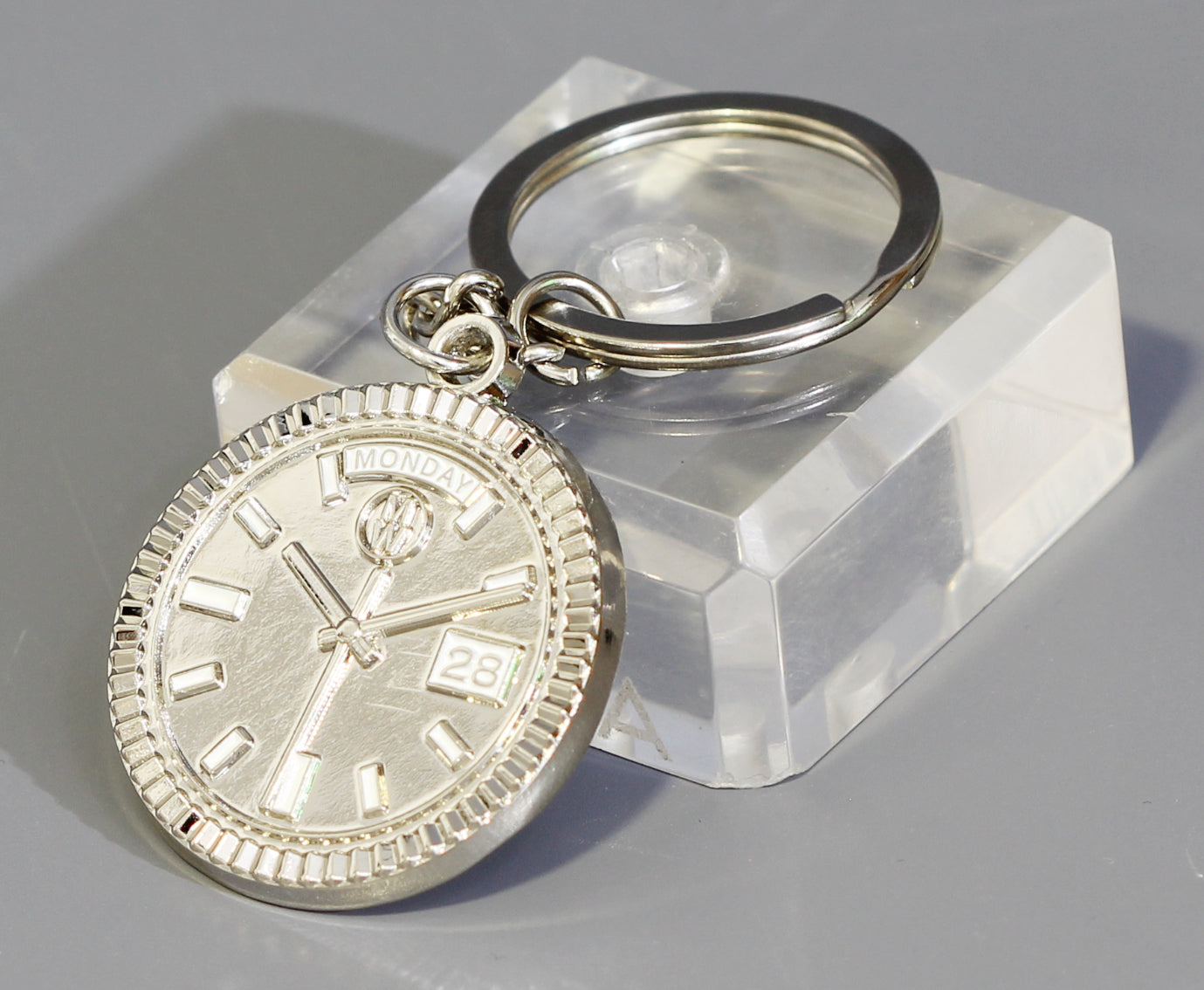 New Collection! Watchmedals PRESIDENTIAL Series Keychain - Silver