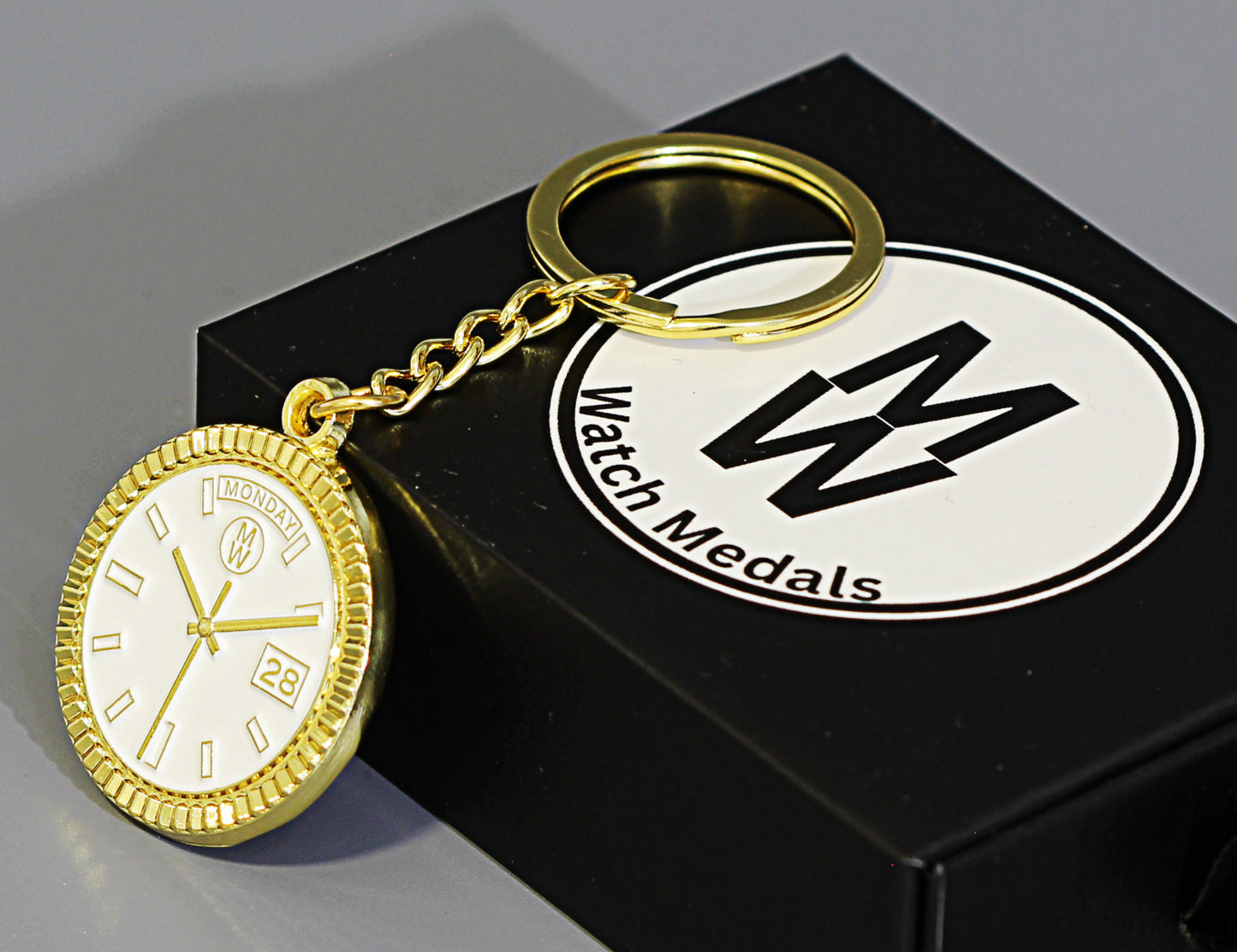 New Collection! Watchmedals PRESIDENTIAL Series Keychain - Yellow Gold & White