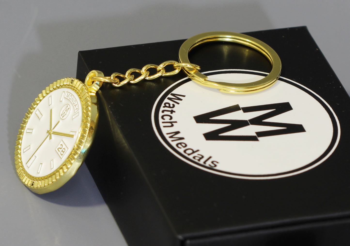 New Collection! Watchmedals PRESIDENTIAL Series Keychain - Yellow Gold & White