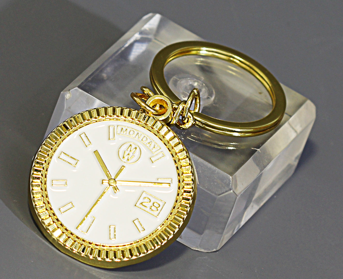 New Collection! Watchmedals PRESIDENTIAL Series Keychain - Yellow Gold & White