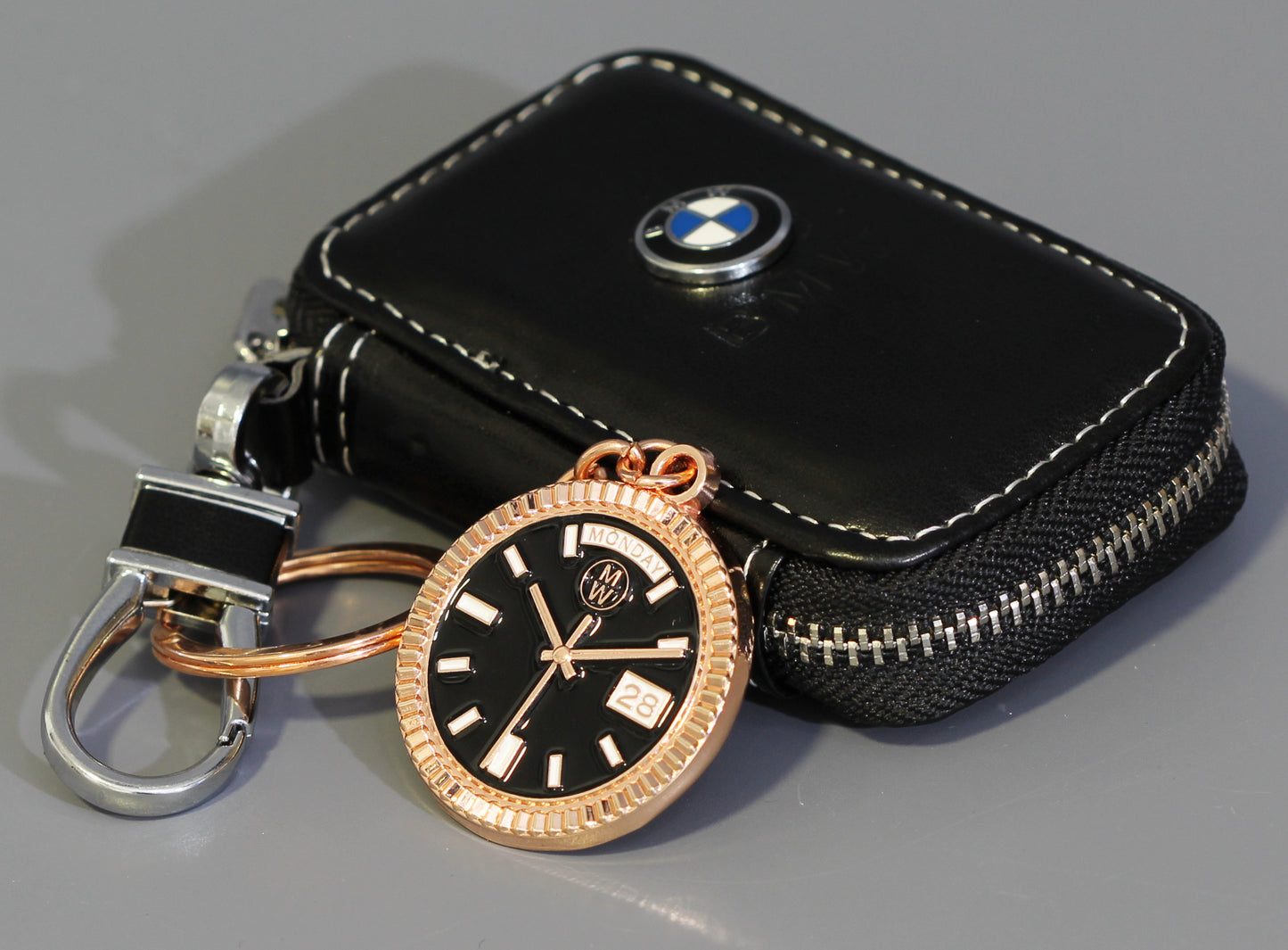 New Collection! Watchmedals PRESIDENTIAL Series Keychain - Rose Gold & Black