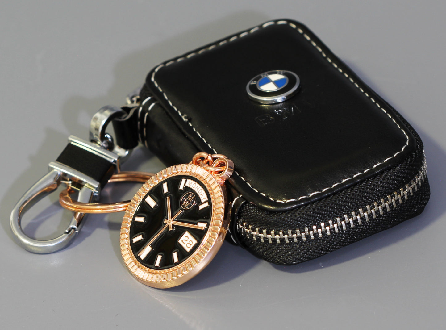 New Collection! Watchmedals PRESIDENTIAL Series Keychain - Rose Gold & Black