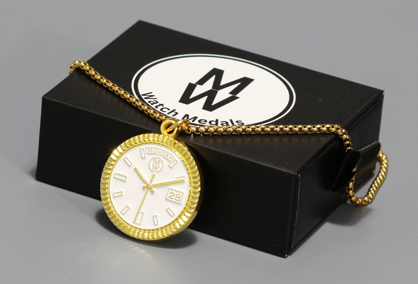 New Collection! Watchmedals PRESIDENTIAL Series Medal Necklace - Yellow Gold & White