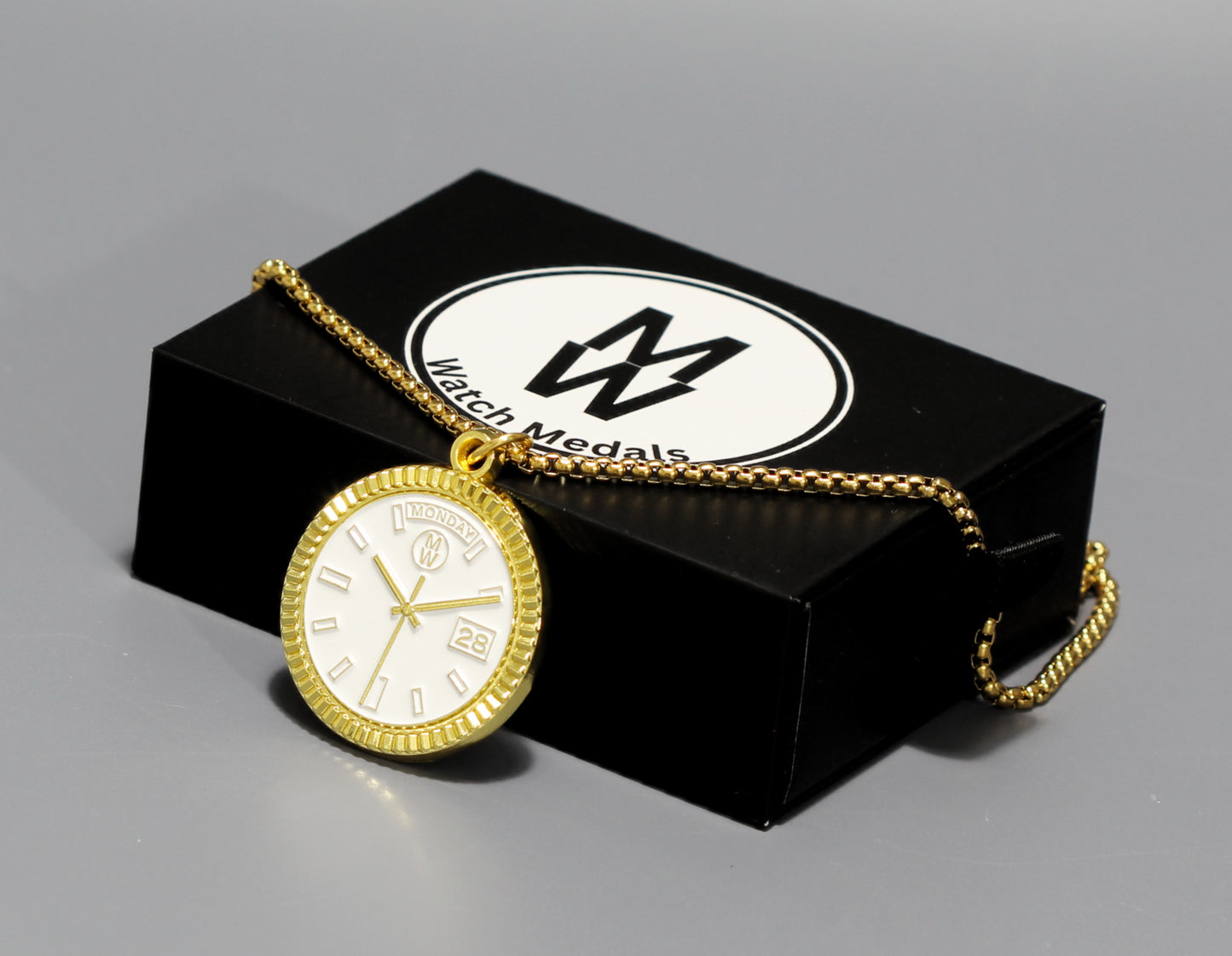 New Collection! Watchmedals PRESIDENTIAL Series Medal Necklace - Yellow Gold & White