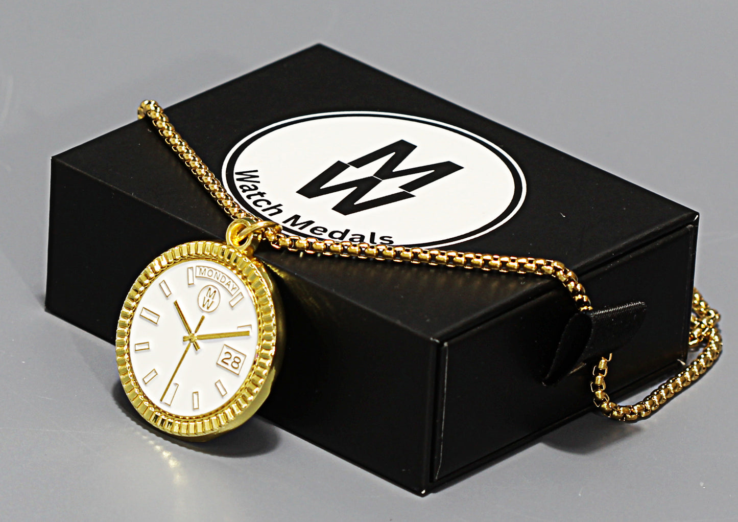 New Collection! Watchmedals PRESIDENTIAL Series Medal Necklace - Yellow Gold & White