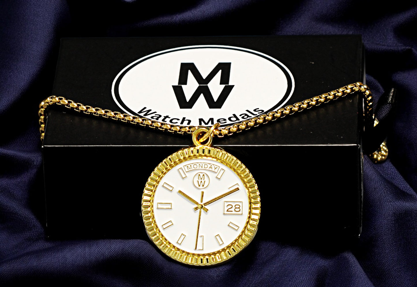 New Collection! Watchmedals PRESIDENTIAL Series Medal Necklace - Yellow Gold & White