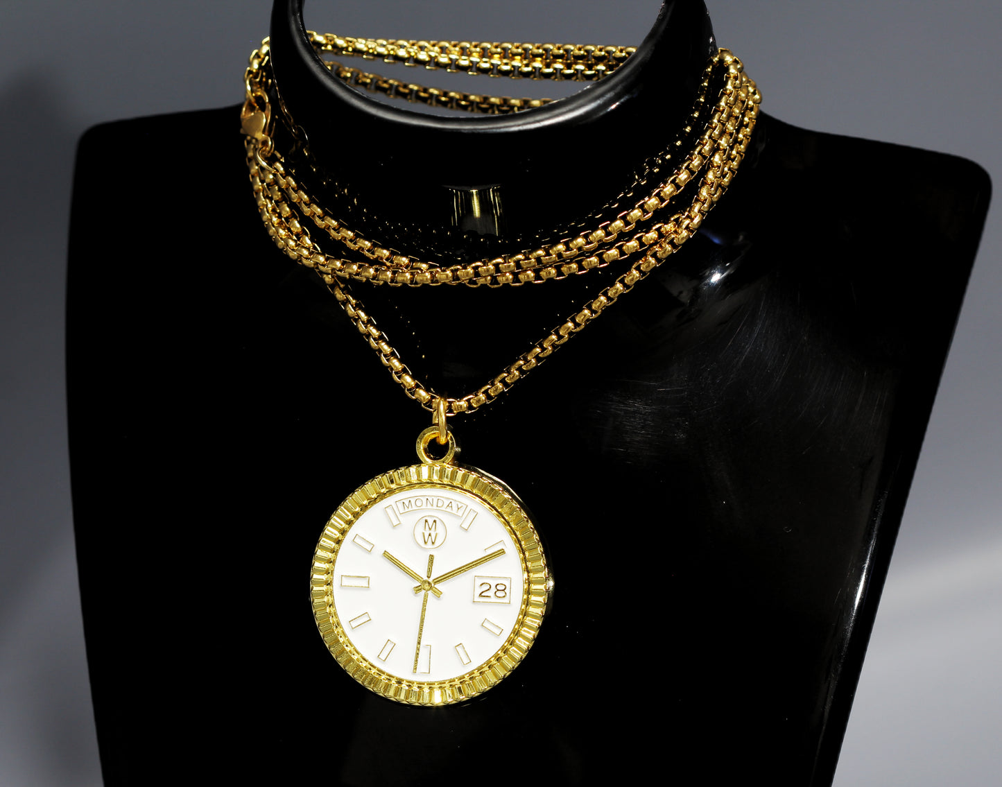 New Collection! Watchmedals PRESIDENTIAL Series Medal Necklace - Yellow Gold & White