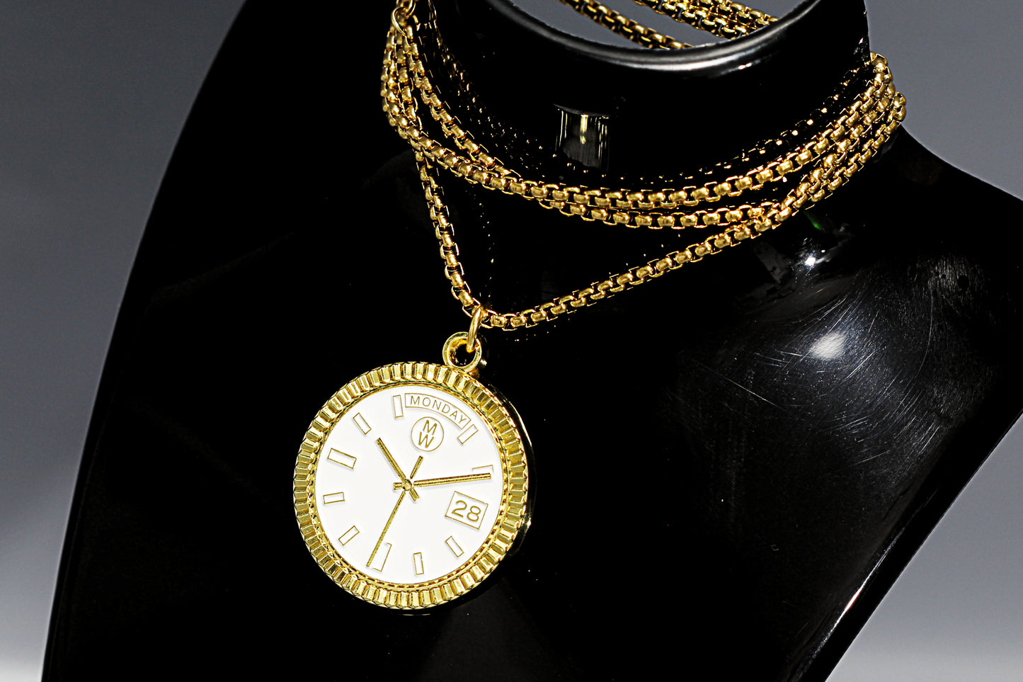 New Collection! Watchmedals PRESIDENTIAL Series Medal Necklace - Yellow Gold & White