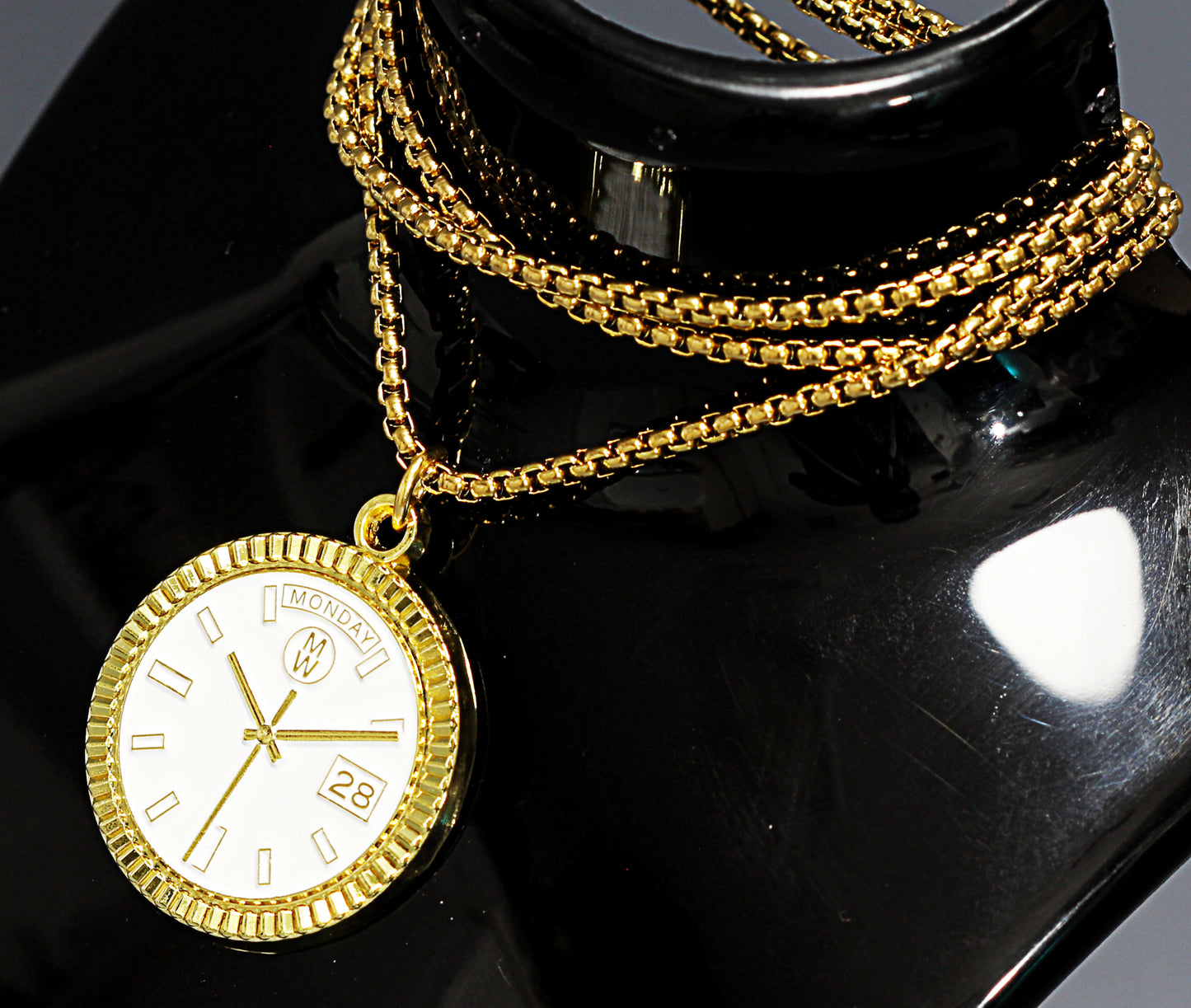 New Collection! Watchmedals PRESIDENTIAL Series Medal Necklace - Yellow Gold & White